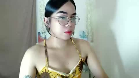trixie_foxslut online show from November 2025 10:15:01 AM