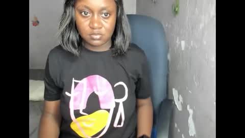 Snapshot of trizzytariaa chatting on December 2024 08:22:01 AM Taria online show from December 2024 08:22:01 AM