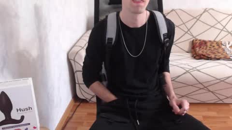 I POST MY FUCKING VIDEOS AND PICS    online show from October 2025 04:57:02 AM