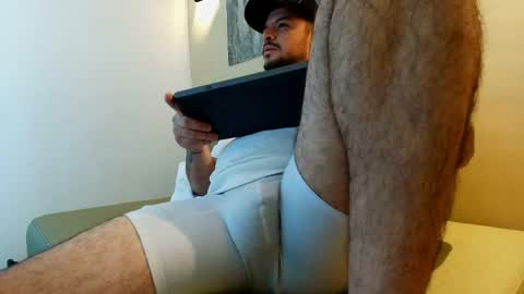 Troy online show from April 2026 03:51:01 AM