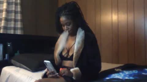 trublu2018 online show from February 2026 01:02:02 AM