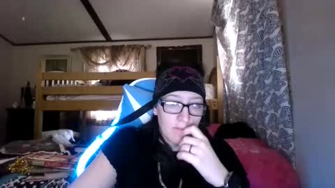 Snapshot of truckerswifetobe chatting on December 2024 06:26:02 PM TruckersWifeToBe online show from December 2024 06:26:02 PM