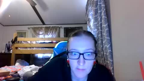 Snapshot of truckerswifetobe chatting on December 2024 09:41:02 PM TruckersWifeToBe online show from December 2024 09:41:02 PM