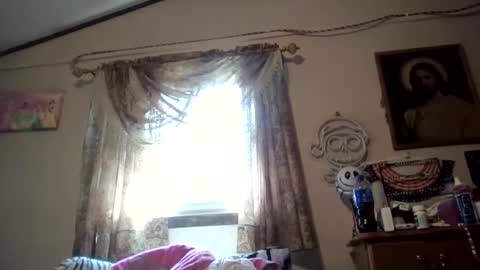 TruckersWifeToBe online show from April 2026 06:20:01 PM