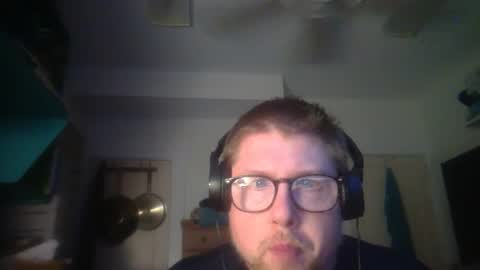 HandicappedLaugher online show from October 2025 03:15:02 AM