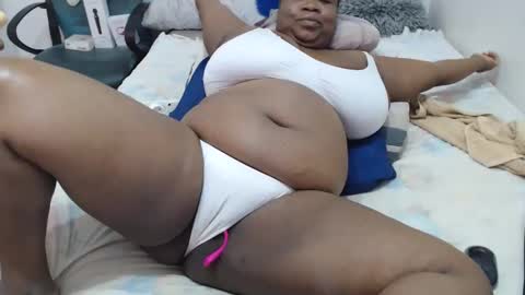 Snapshot of truebella30 chatting on January 2025 06:38:01 AM TrueBella30 online show from January 2025 06:38:01 AM