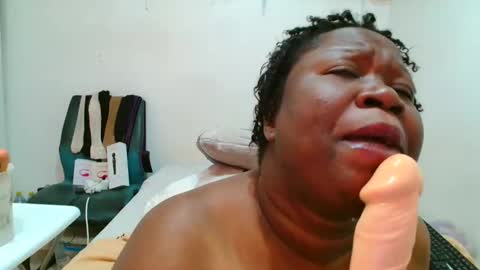 Snapshot of truebella30 chatting on October 2025 08:49:01 AM TrueBella30 online show from October 2025 08:49:01 AM