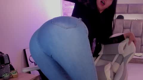 Snapshot of truelove_art chatting on March 2025 07:27:02 PM online show from March 2025 07:27:02 PM