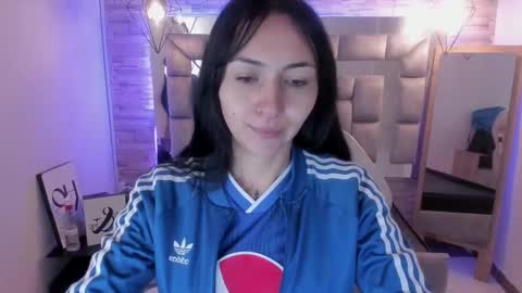 Snapshot of truelove_art chatting on March 2025 11:58:02 AM online show from March 2025 11:58:02 AM