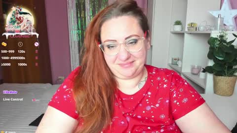 Adelle online show from December 2024 09:06:02 AM