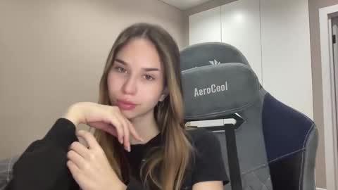 tryme_muse online show from December 2025 05:11:02 PM