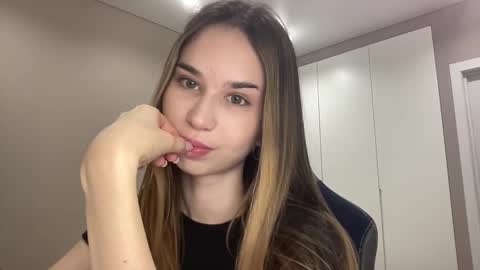 tryme_muse online show from December 2025 05:21:02 PM