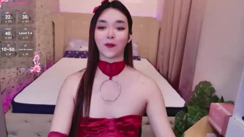 ts_yoshi_ online show from November 2025 04:38:02 PM