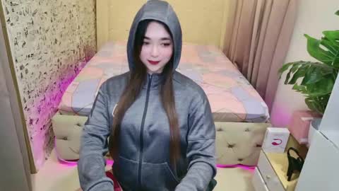 ts_yoshi_ online show from March 2026 06:04:02 PM