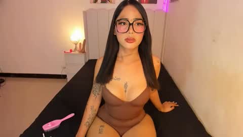 ts_ysaevans online show from April 2026 05:14:01 PM