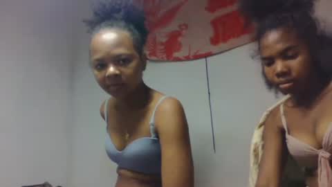 tsaralaza online show from October 2025 01:36:02 AM