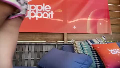 Snapshot of tsblondienyc chatting on April 2026 08:01:02 PM Jessie online show from April 2026 08:01:02 PM