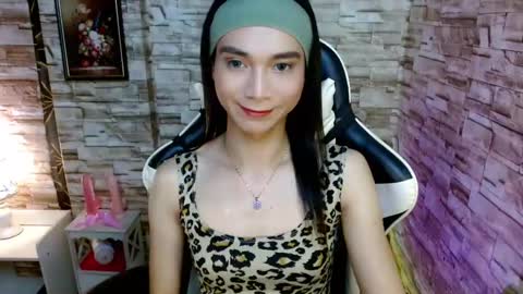 Tina online show from February 2025 07:59:02 PM