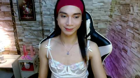 Tina online show from February 2025 09:20:02 PM