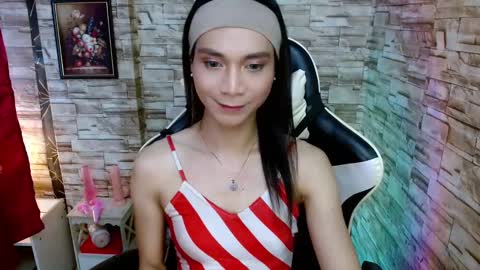 Tina online show from February 2025 09:36:01 PM