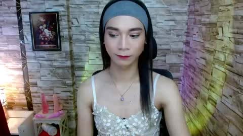 Tina online show from March 2025 11:16:02 PM