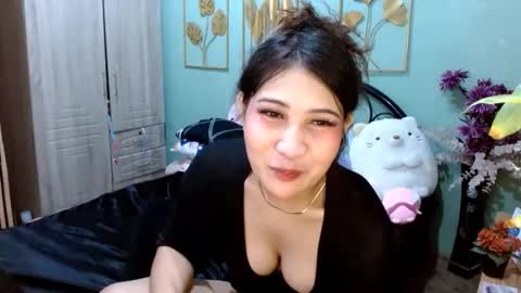 SHENA  online show from January 2025 03:18:01 PM