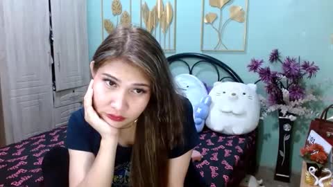 SHENA  online show from February 2025 08:00:01 PM