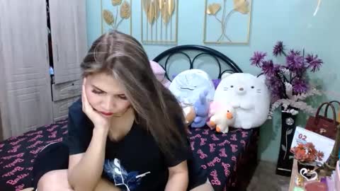 SHENA  online show from February 2025 05:18:02 PM