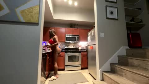 tsfoxx online show from January 2025 05:19:01 AM