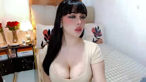 Snapshot of tspearlofasia chatting on February 2025 06:02:02 AM Graciella online show from February 2025 06:02:02 AM