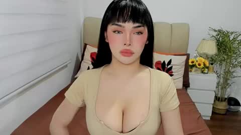Snapshot of tspearlofasia chatting on September 2025 06:57:02 AM Graciella online show from September 2025 06:57:02 AM