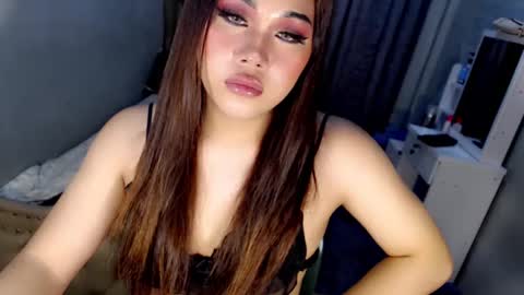 Snapshot of tsscarlett_xx chatting on February 2025 10:04:02 PM jayvie online show from February 2025 10:04:02 PM