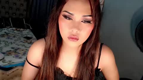 Snapshot of tsscarlett_xx chatting on March 2025 07:49:02 AM jayvie online show from March 2025 07:49:02 AM