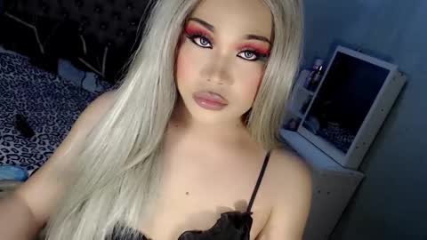 Snapshot of tsscarlett_xx chatting on September 2025 02:19:01 PM jayvie online show from September 2025 02:19:01 PM