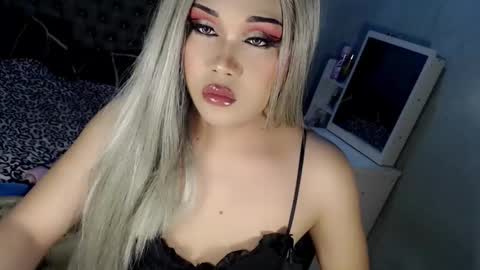 Snapshot of tsscarlett_xx chatting on September 2025 12:37:02 AM jayvie online show from September 2025 12:37:02 AM