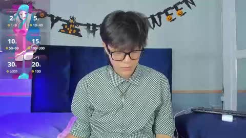 Snapshot of tsuki_maru chatting on October 2025 08:04:02 PM Maru online show from October 2025 08:04:02 PM