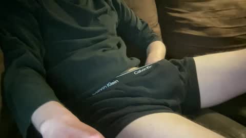 tsutsumu online show from April 2026 10:56:02 PM