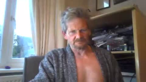 Snapshot of ttb2769 chatting on October 2025 06:59:01 AM ttb2769 online show from October 2025 06:59:01 AM