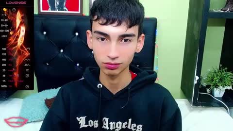 ttimy online show from February 2025 12:38:02 AM