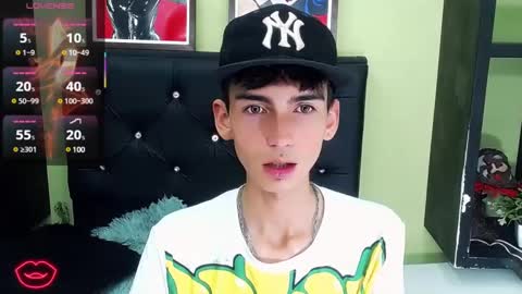 ttimy online show from March 2025 03:18:02 AM