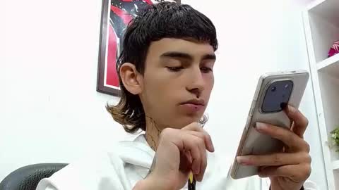 ttimy online show from January 2026 05:38:01 PM