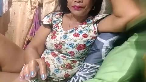 Mae online show from April 2026 10:27:01 PM