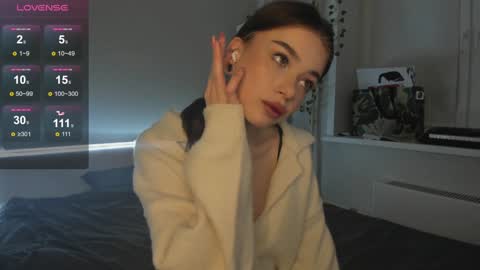 Snapshot of tune_godness chatting on January 2025 08:00:01 PM Hi everyone my name is Tina Id love it if you could help make sense of it here online show from January 2025 08:00:01 PM