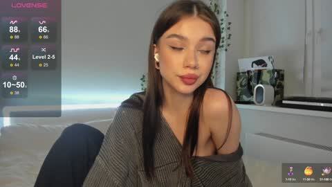 Snapshot of tune_godness chatting on January 2025 08:43:02 PM Hi everyone my name is Tina Id love it if you could help make sense of it here online show from January 2025 08:43:02 PM