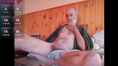 Papi Facu online show from February 2025 12:43:01 PM