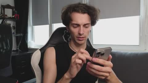 Snapshot of tusugeo chatting on June 2026 02:30:02 PM Tony Tusugo online show from June 2026 02:30:02 PM