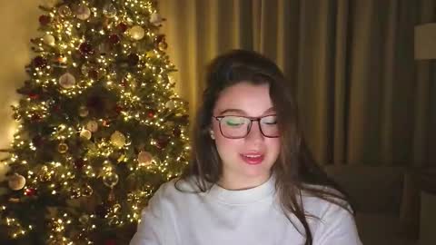 Ariana online show from December 2025 08:27:02 PM