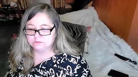 Snapshot of tviks chatting on February 2025 02:24:02 AM Lana online show from February 2025 02:24:02 AM