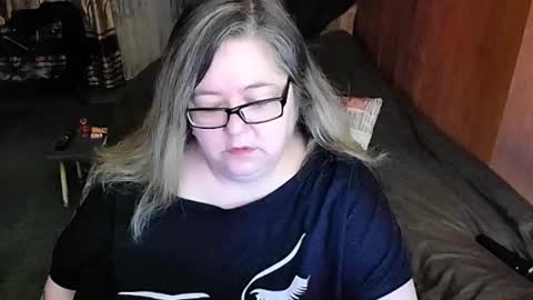 Snapshot of tviks chatting on February 2025 08:26:01 PM Lana online show from February 2025 08:26:01 PM