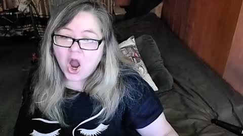 Snapshot of tviks chatting on February 2025 10:10:02 PM Lana online show from February 2025 10:10:02 PM